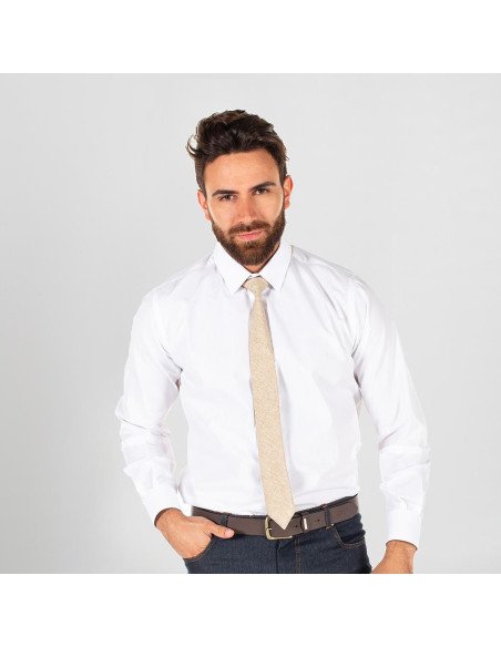 CORBATA CON NUDO DE PALA ESTRECHA