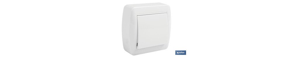 Conmutador de cruce | Mecanismo de superficie | Color blanco 10 A - 250 V